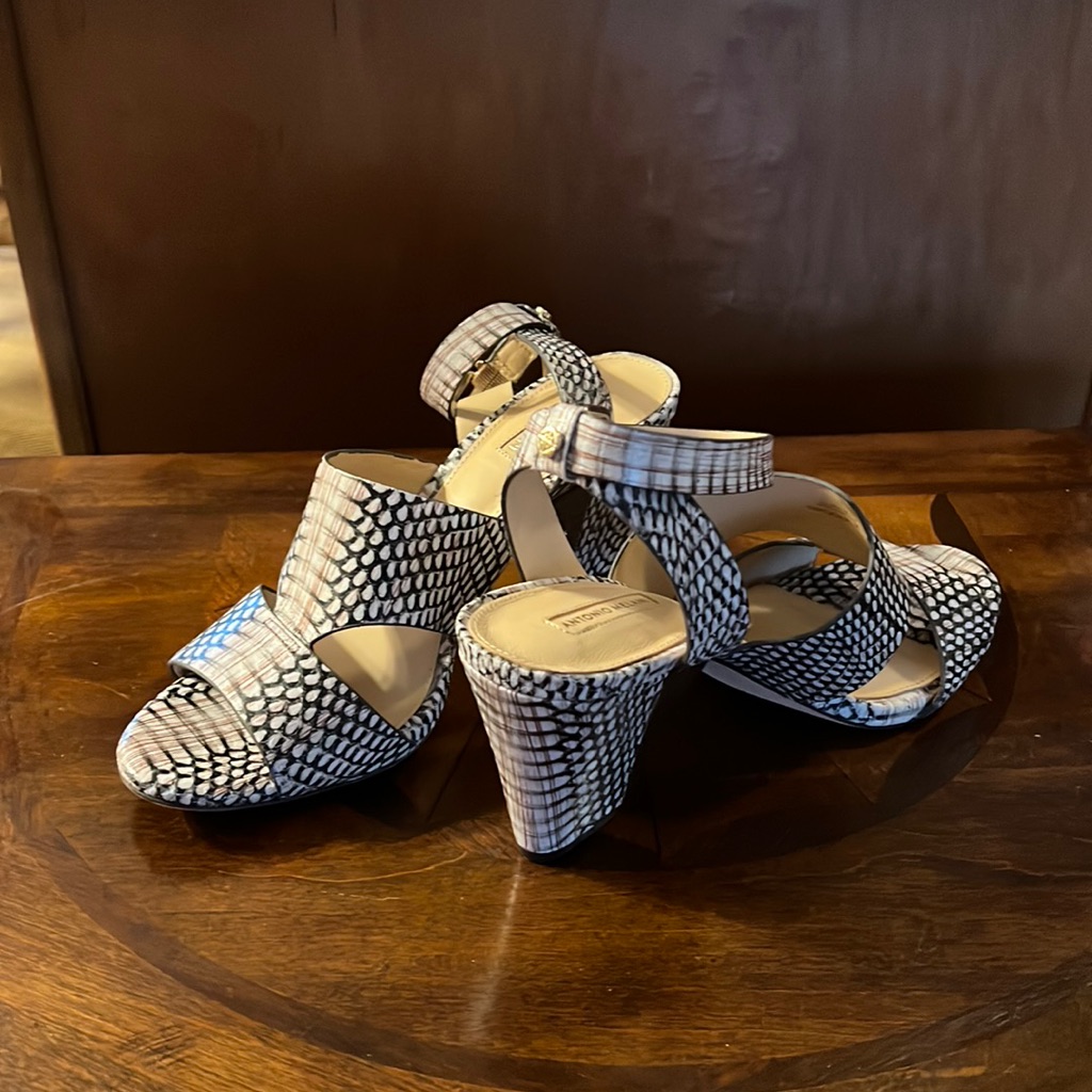 Brand Antonio Melani Size 10